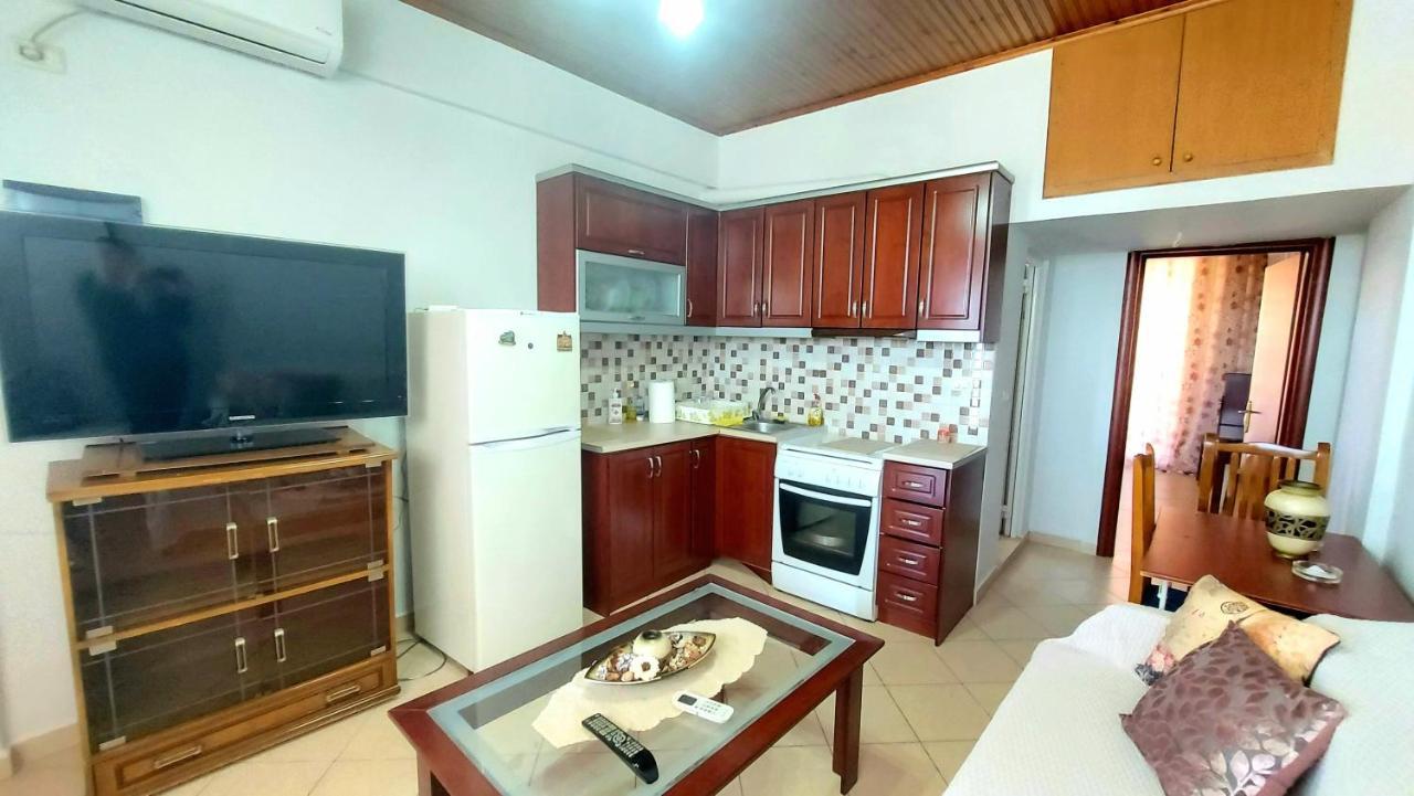 Sea View Apartment Saranda Luaran gambar