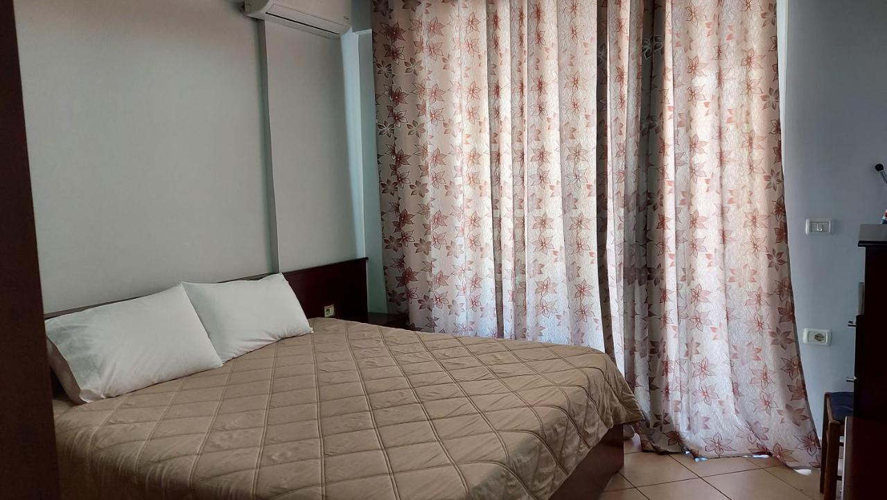 Sea View Apartment Saranda Luaran gambar
