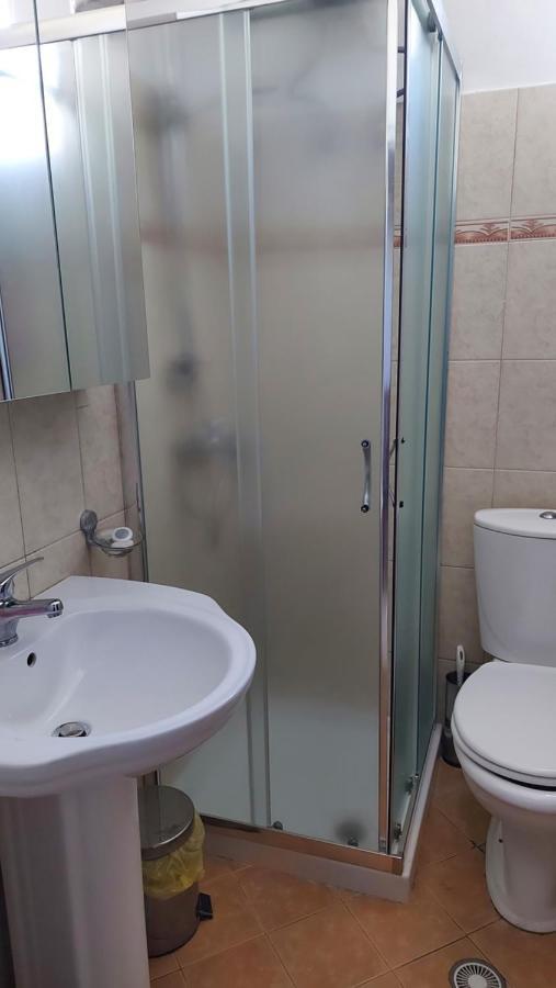 Sea View Apartment Saranda Luaran gambar