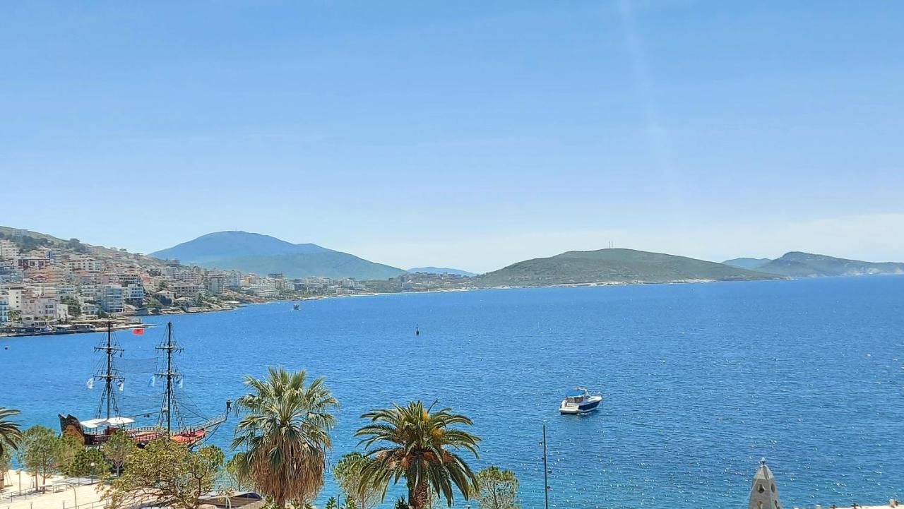 Sea View Apartment Saranda Luaran gambar
